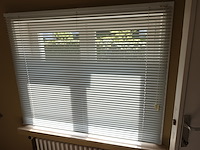 Volledige inhoud toiletruimte - afbeelding 5 van  5