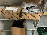 Volledige inhoud voorraadmagazijn - afbeelding 6 van  21