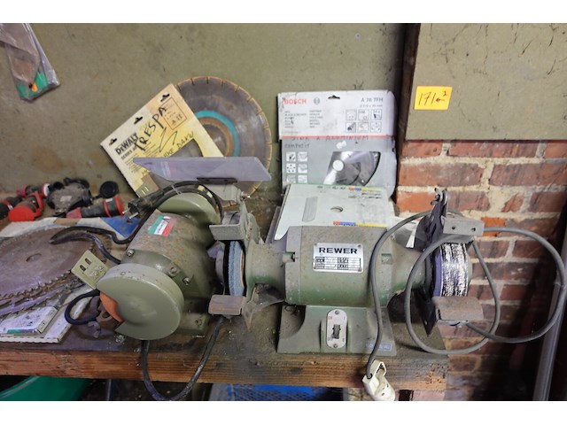 Volledige inhoud wand/werkbank - afbeelding 9 van  16