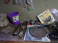 Volledige inhoud wand/werkbank - afbeelding 10 van  16