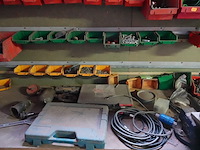 Volledige inhoud wand/werkbank - afbeelding 12 van  16