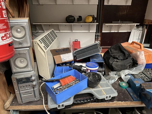 Volledige inhoud werkplaats - afbeelding 17 van  23