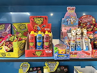 Volledige inhoud winkel (snoepgoed) - afbeelding 6 van  19