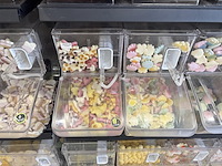 Volledige inhoud winkel (snoepgoed) - afbeelding 14 van  19