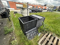 Volledige inrichting showroom buiten - afbeelding 7 van  8