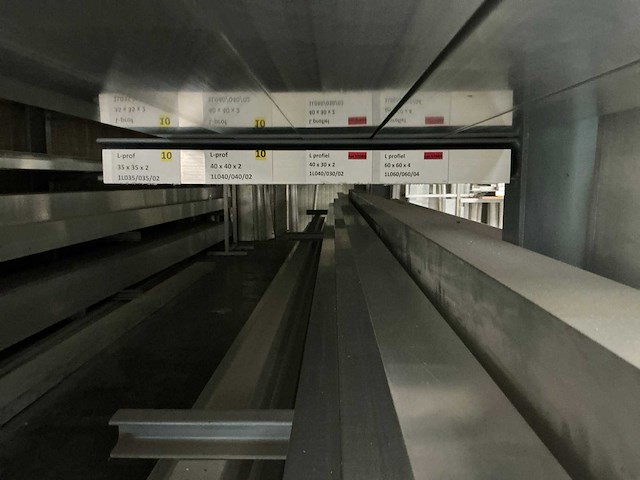 Volledige lengtes aluminium - afbeelding 4 van  16