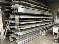 Volledige lengtes aluminium - afbeelding 1 van  16