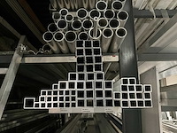 Volledige lengtes aluminium - afbeelding 10 van  16