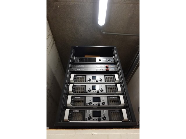 Volledige muziekinstallatie - afbeelding 2 van  5