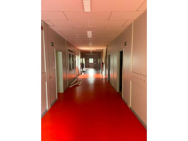 Volledige opbouw unitcontainers - afbeelding 13 van  26
