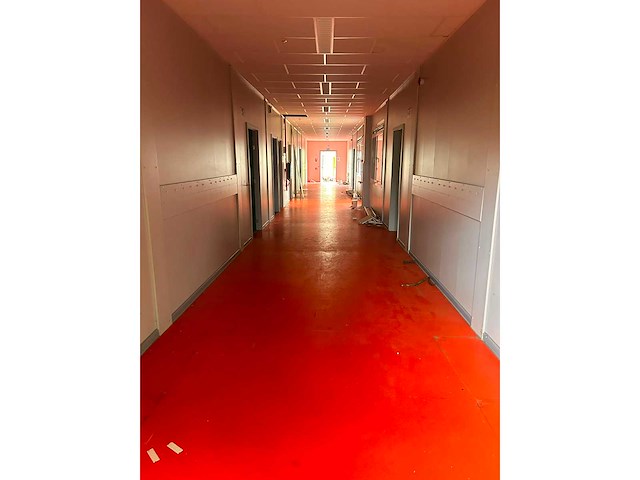 Volledige opbouw unitcontainers - afbeelding 16 van  26