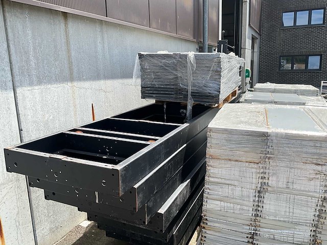 Volledige professionele metalen planken – 7 frames – 4 m - afbeelding 10 van  18