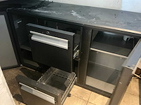 Volledige restaurantinrichting - afbeelding 17 van  93