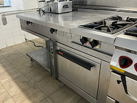 Volledige restaurantinrichting - afbeelding 19 van  93