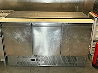 Volledige restaurantinrichting - afbeelding 31 van  93