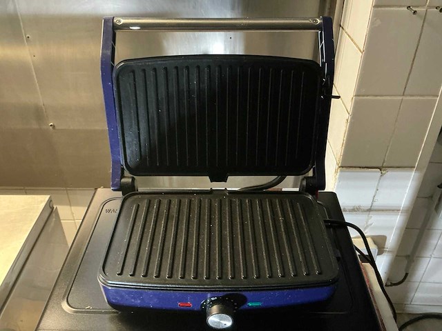 Volledige restaurantinrichting - afbeelding 41 van  93