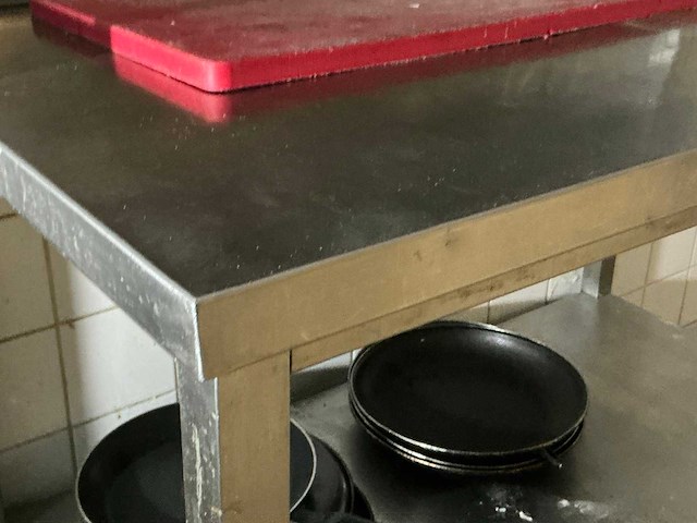 Volledige restaurantinrichting - afbeelding 58 van  93