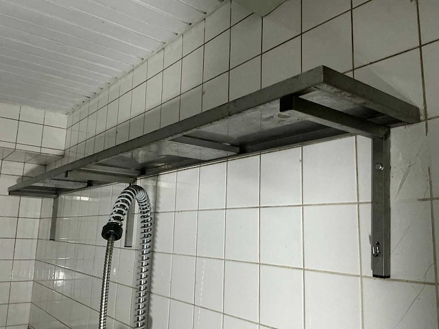 Volledige restaurantinrichting - afbeelding 61 van  93