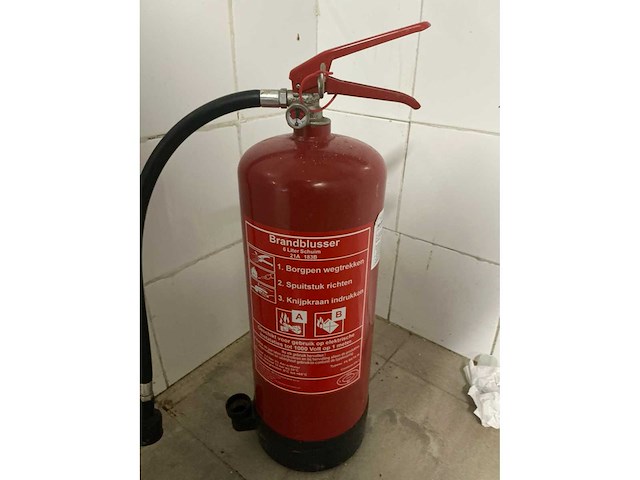 Volledige restaurantinrichting - afbeelding 63 van  93