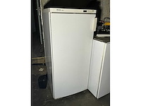 Volledige restaurantinrichting - afbeelding 72 van  93