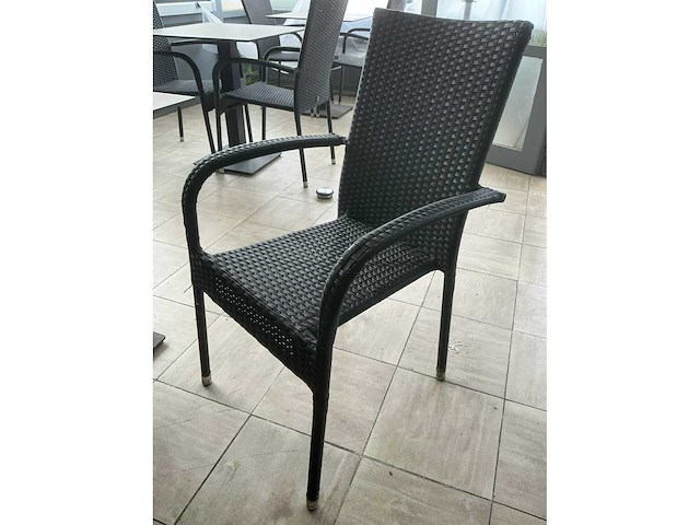 Volledige restaurantinrichting - afbeelding 85 van  93