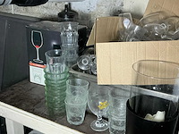Volledige resterende inhoud kelder - afbeelding 6 van  8