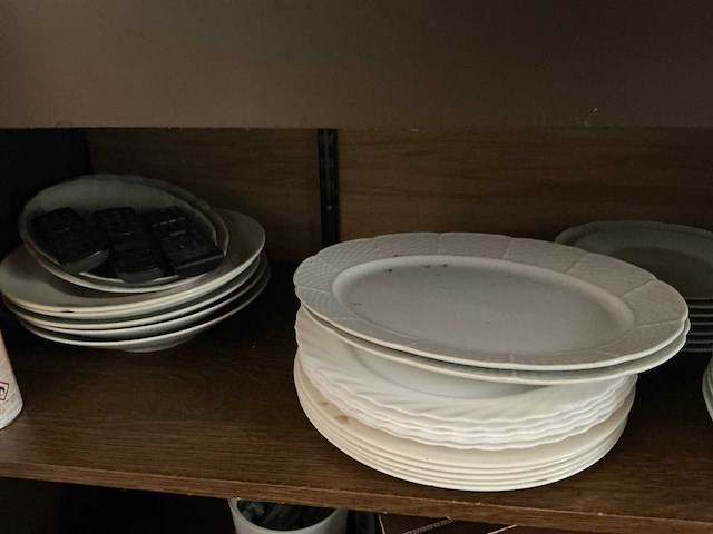 Volledige resterende inhoud keuken - afbeelding 13 van  18