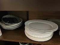 Volledige resterende inhoud keuken - afbeelding 13 van  18