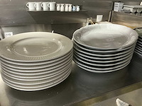 Volledige resterende inhoud keuken