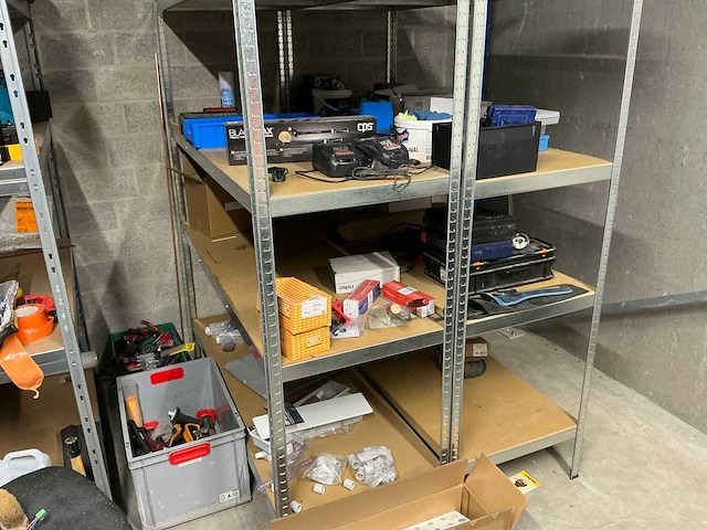 Volledige resterende inhoud magazijn - afbeelding 1 van  37