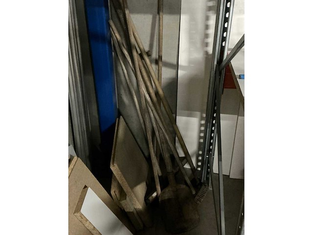 Volledige resterende inhoud magazijn - afbeelding 18 van  37