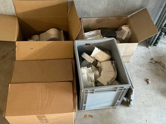 Volledige resterende inhoud magazijn - afbeelding 22 van  37