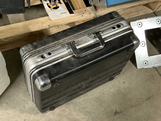 Volledige resterende inhoud magazijn - afbeelding 28 van  37