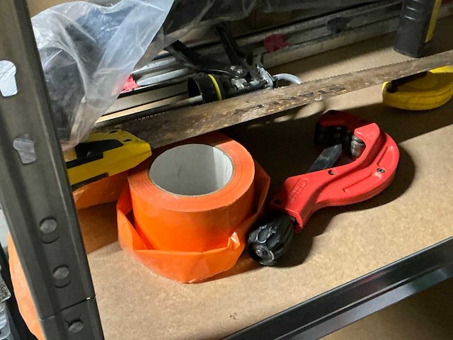 Volledige resterende inhoud magazijn - afbeelding 36 van  37