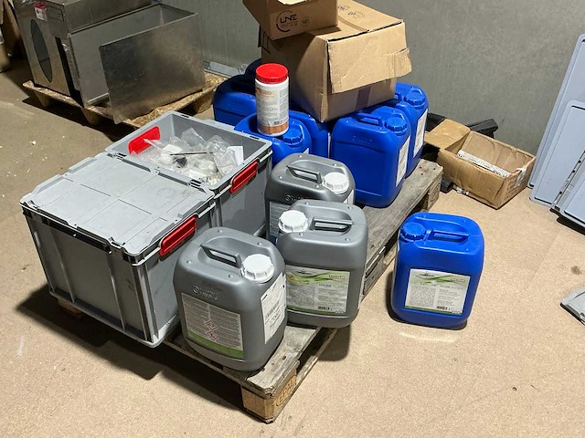 Volledige resterende inhoud vlonder - afbeelding 1 van  44