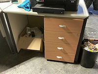 Volledige restinhoud kantoor - afbeelding 16 van  16