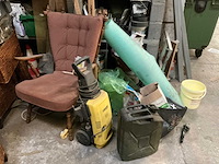 Volledige restinhoud magazijn - afbeelding 2 van  7