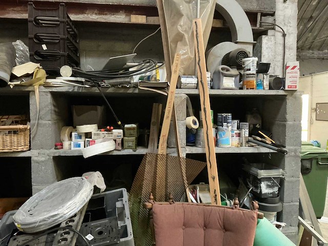 Volledige restinhoud magazijn - afbeelding 5 van  7