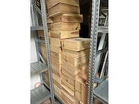 Volledige restinhoud magazijnkantoor - afbeelding 2 van  9