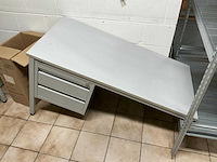 Volledige restinhoud magazijnkantoor - afbeelding 5 van  9