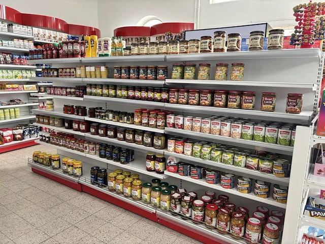 Volledige stock voedingswaren - afbeelding 44 van  47
