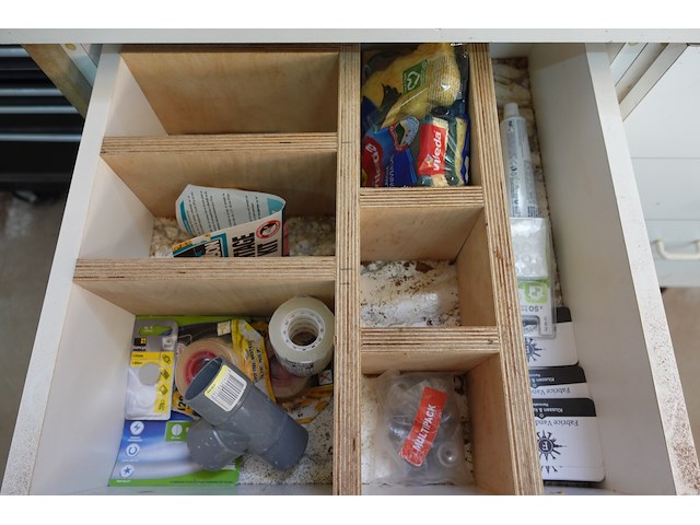 Volledige wand werkmateriaal - afbeelding 8 van  31