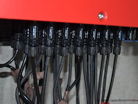 Volledige zonnepaneel installatie bestaande uit plm 400 zonnepanelen plus omvormer, goodwe, gw100k-ht, 400v, 100kw. koper dient deze zelf te demonteren - afbeelding 3 van  3