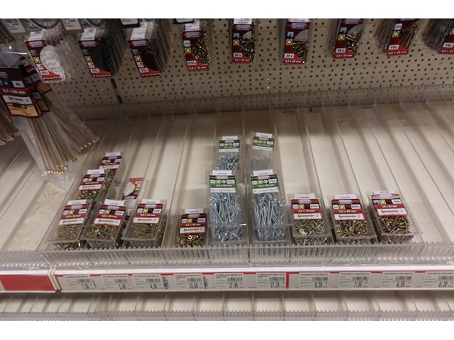 Volledigei nhoud rek ijzerwaren - afbeelding 11 van  27