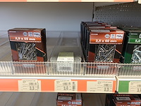 Volledigei nhoud rek ijzerwaren - afbeelding 16 van  27