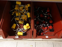 Volledigei nhoud rek schrikdraad toebehoren - afbeelding 9 van  13