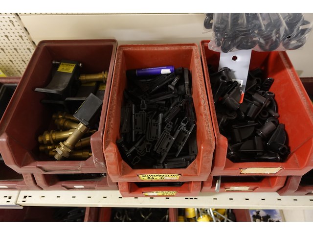 Volledigei nhoud rek schrikdraad toebehoren - afbeelding 12 van  13