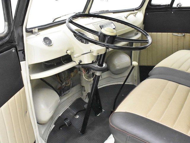 Volskwagen t1 samba style - afbeelding 4 van  57