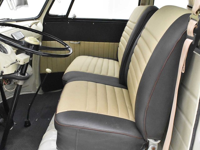 Volskwagen t1 samba style - afbeelding 6 van  57
