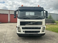 Volvo - 2004 - fm/fh 12 340 6x2r - vrachtwagen met containerhaak - containerwagen - conainersysteem - afbeelding 8 van  39